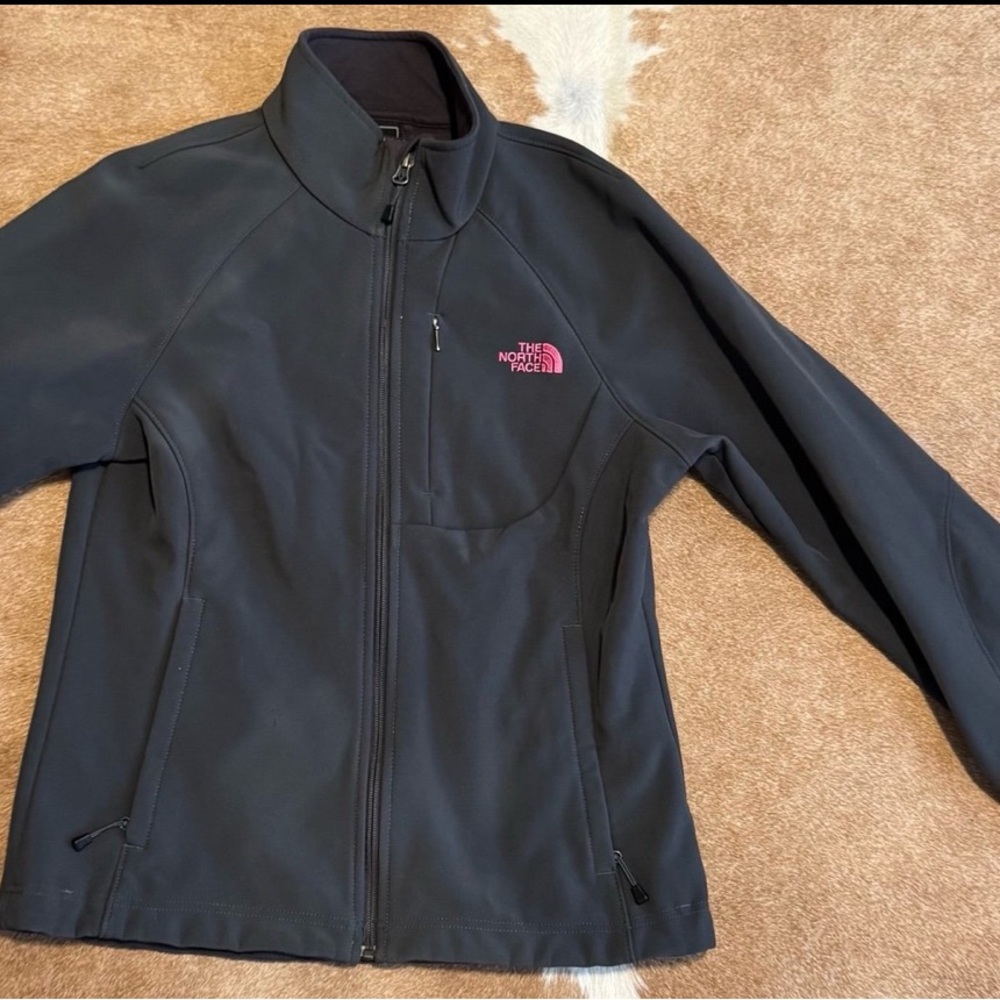 North Face breast cancer Gray jacket size medium
